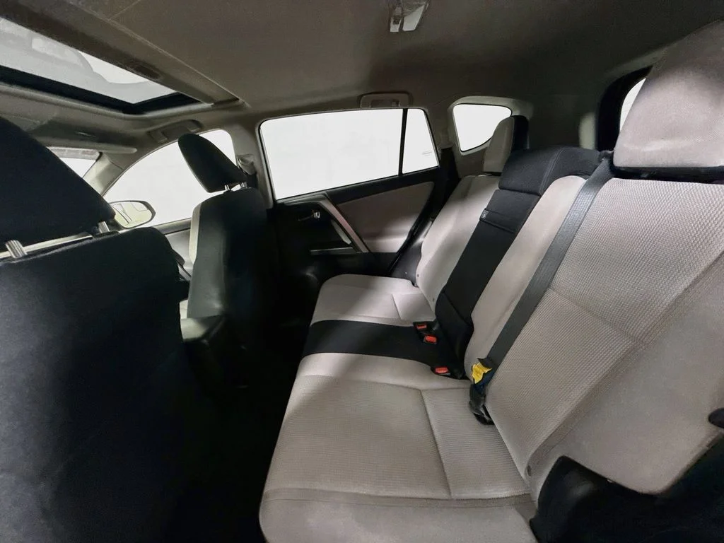Certified Used 2016 Super White Toyota XLE image 21
