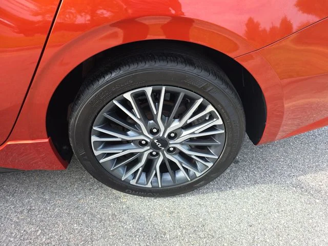 Used 2023 Red Kia GT-Line image 33