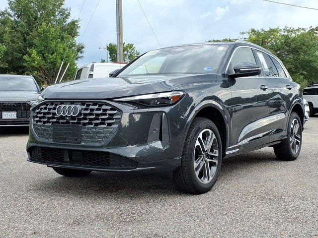 2025 Audi Q5 Premium