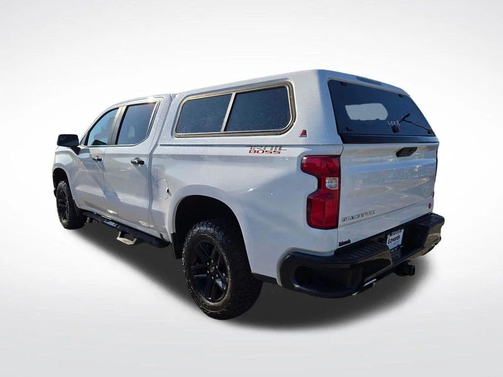 Used 2019 White Chevrolet LT Trail Boss image 8