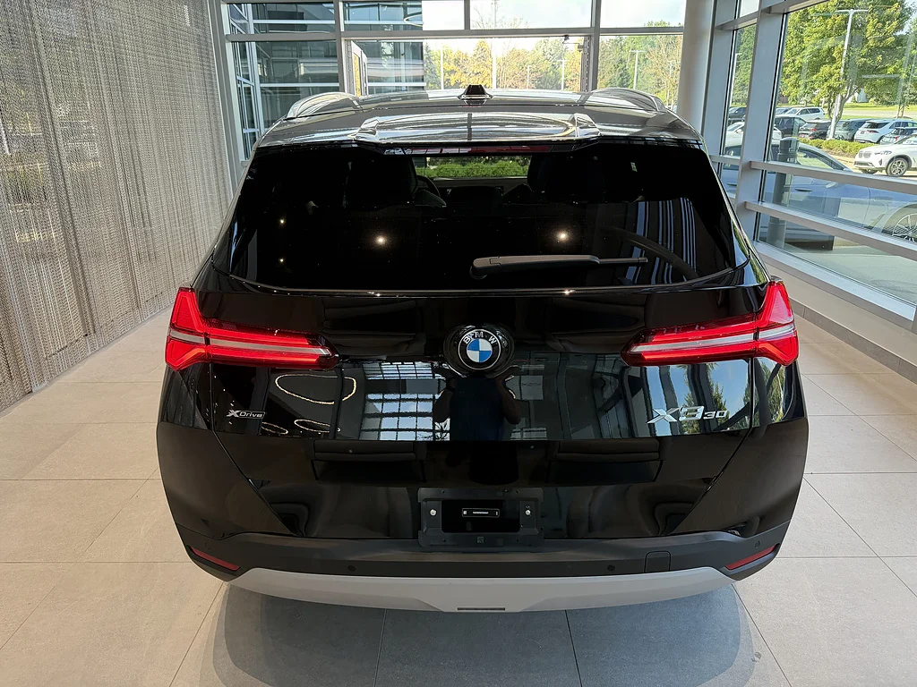 New 2026 Black Sapphire Metallic BMW 30 xDrive image 5