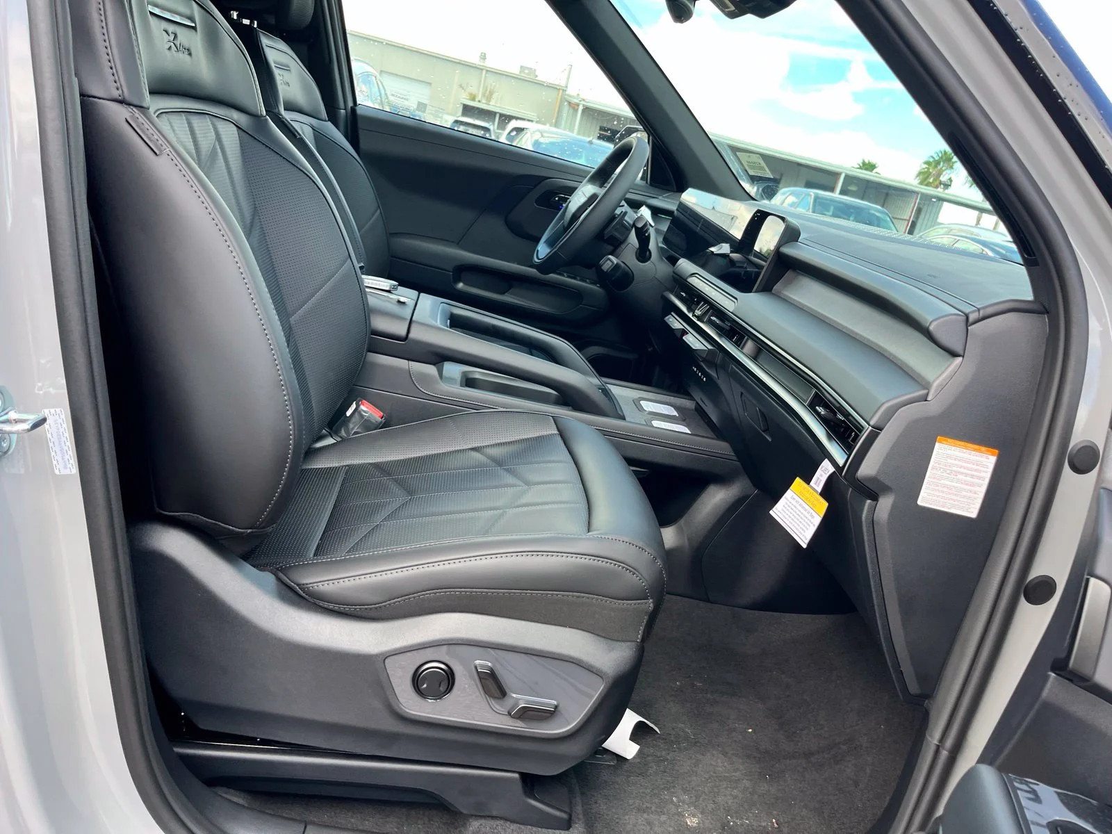 New 2027 Gray Kia X-Line SX image 22