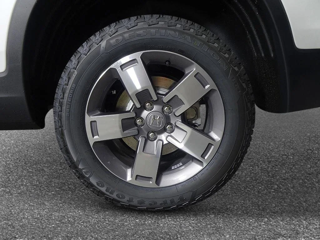 New 2026 Platinum White Pearl Honda RTL image 11