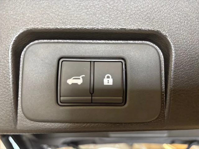 New 2026 Boulder Gray Pearl Nissan SV image 18