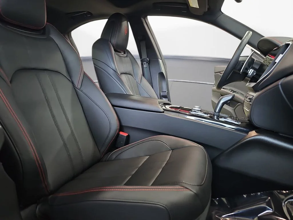 New 2024  Maserati Modena image 10