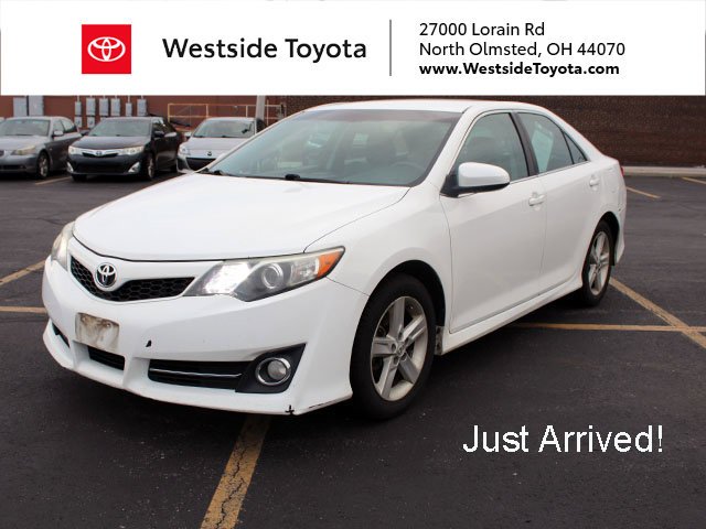 Used 2013 Super White Toyota SE image 1