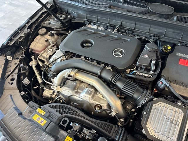 New 2026 Night Black Mercedes-Benz GLB 250 image 60