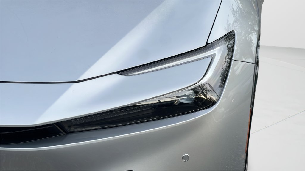 2026 Toyota Prius XLE - Photo 24