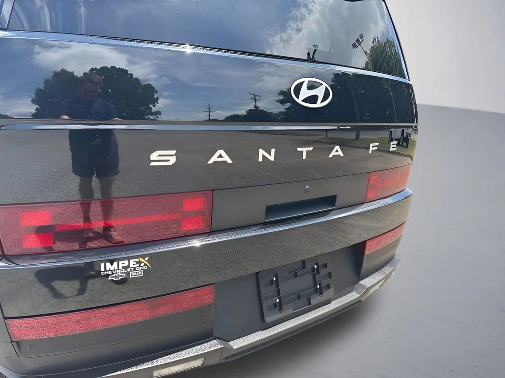 Used 2026 Black Hyundai SEL image 10