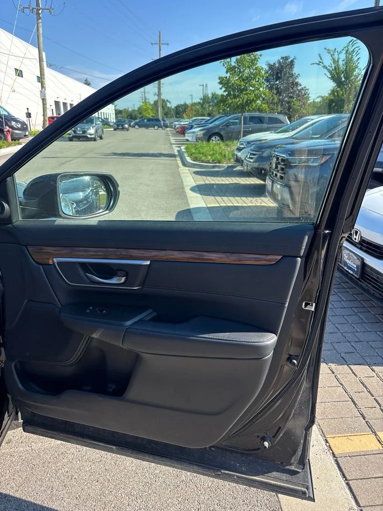 Used 2019 Crystal Black Pearl Honda EX-L image 8