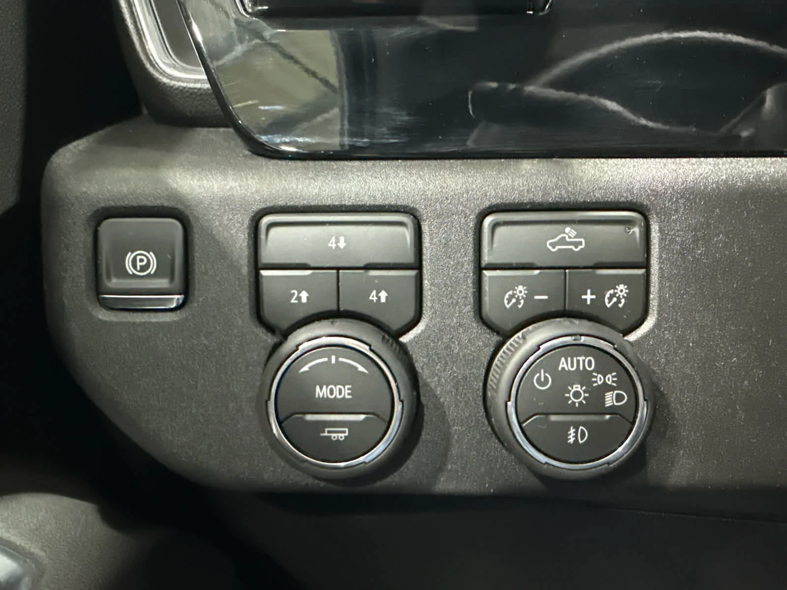 Used 2026 Lakeshore Blue Metallic Chevrolet LT image 23