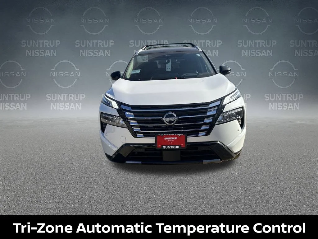 Certified Used 2026 White Nissan Platinum image 10