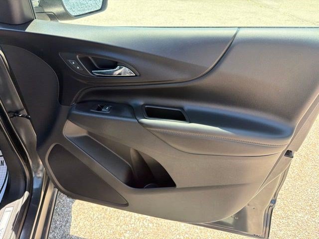 Used 2020 Nightfall Gray Metallic Chevrolet Premier image 21