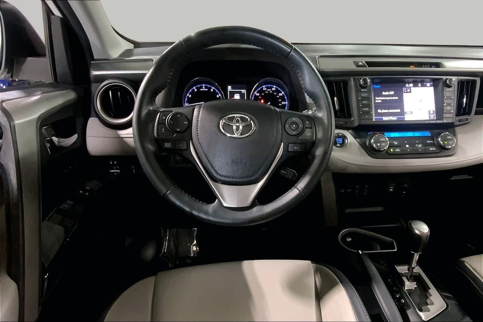 Used 2017 Blizzard Pearl Toyota Limited image 6