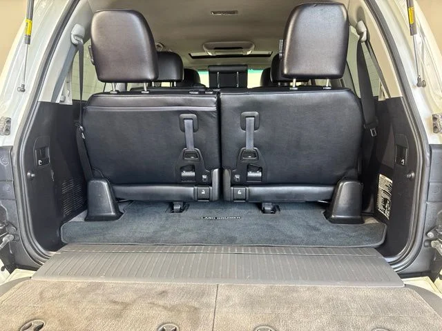 Used 2013 Blizzard Pearl Toyota Base image 22