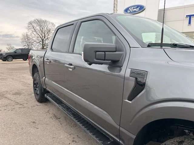 New 2026 Carbonized Gray Metallic Ford XLT image 6