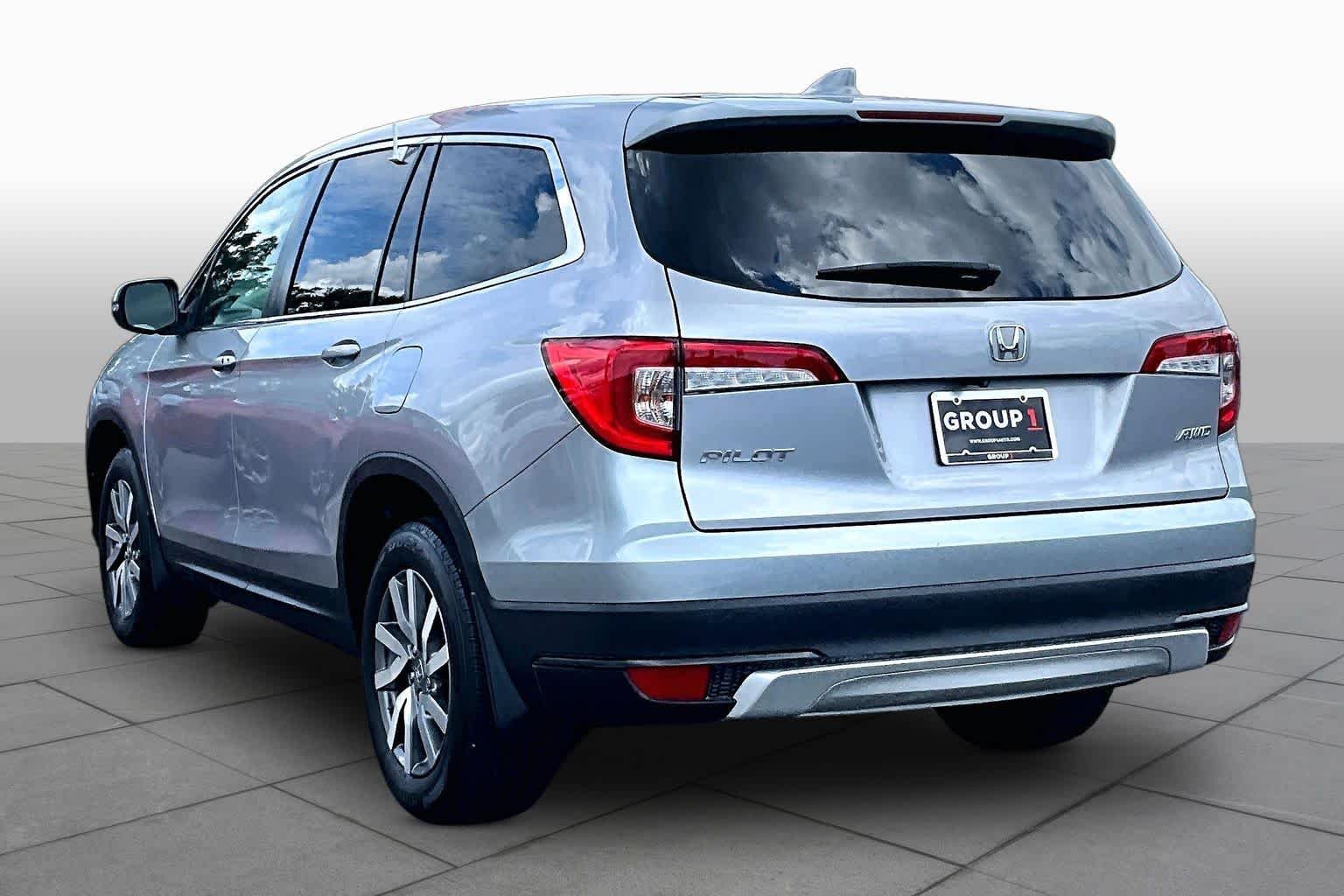 Used 2021 Lunar Silver Metallic Honda EX-L image 11
