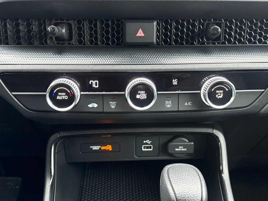 2025 Honda CR-V LX - Photo 25