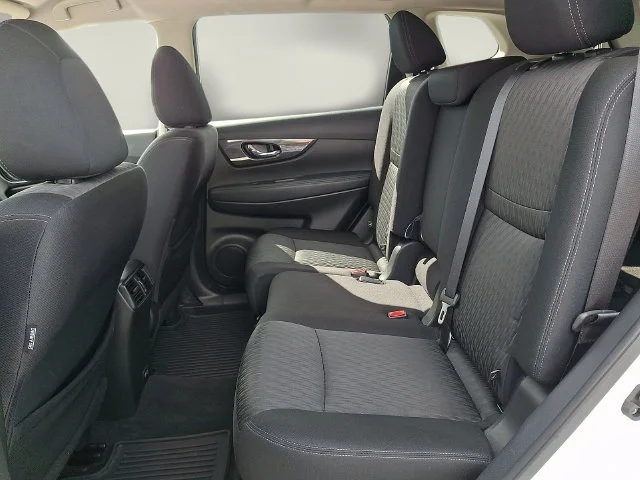 Used 2020 White Nissan SV image 10