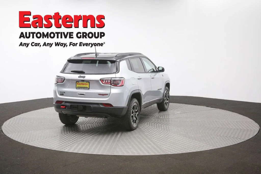 Used 2025 Silver Jeep Trailhawk image 38