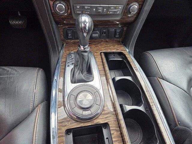 Used 2018 Forged Copper Nissan SL image 17