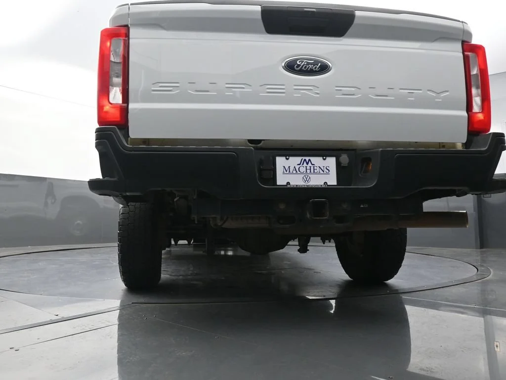 Used 2023 White Ford XL image 26