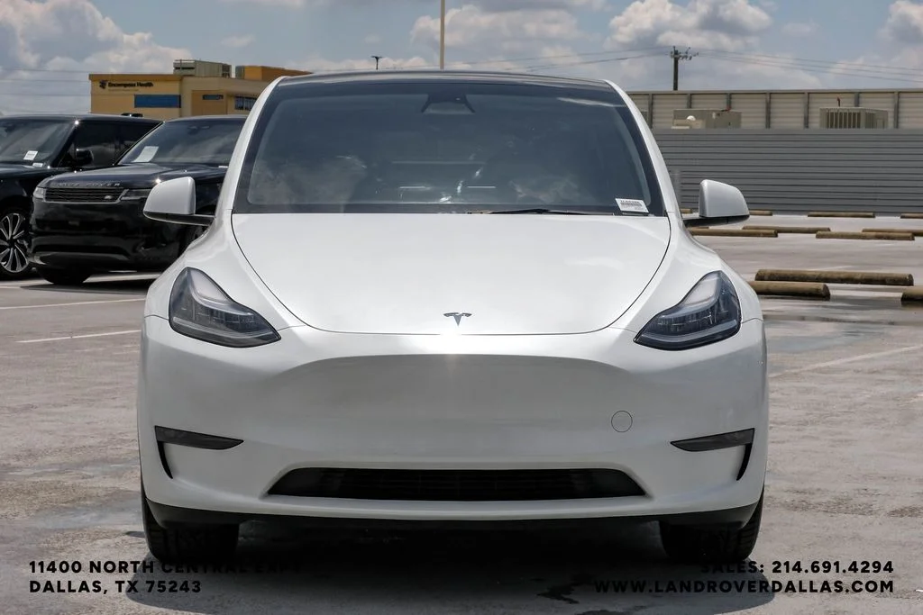 Used 2023 White Tesla Long Range image 4