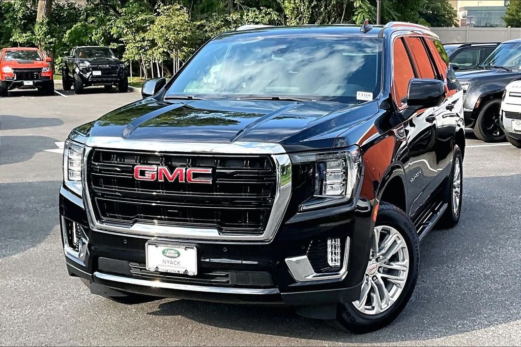 Used 2022 Black GMC SLE image 1