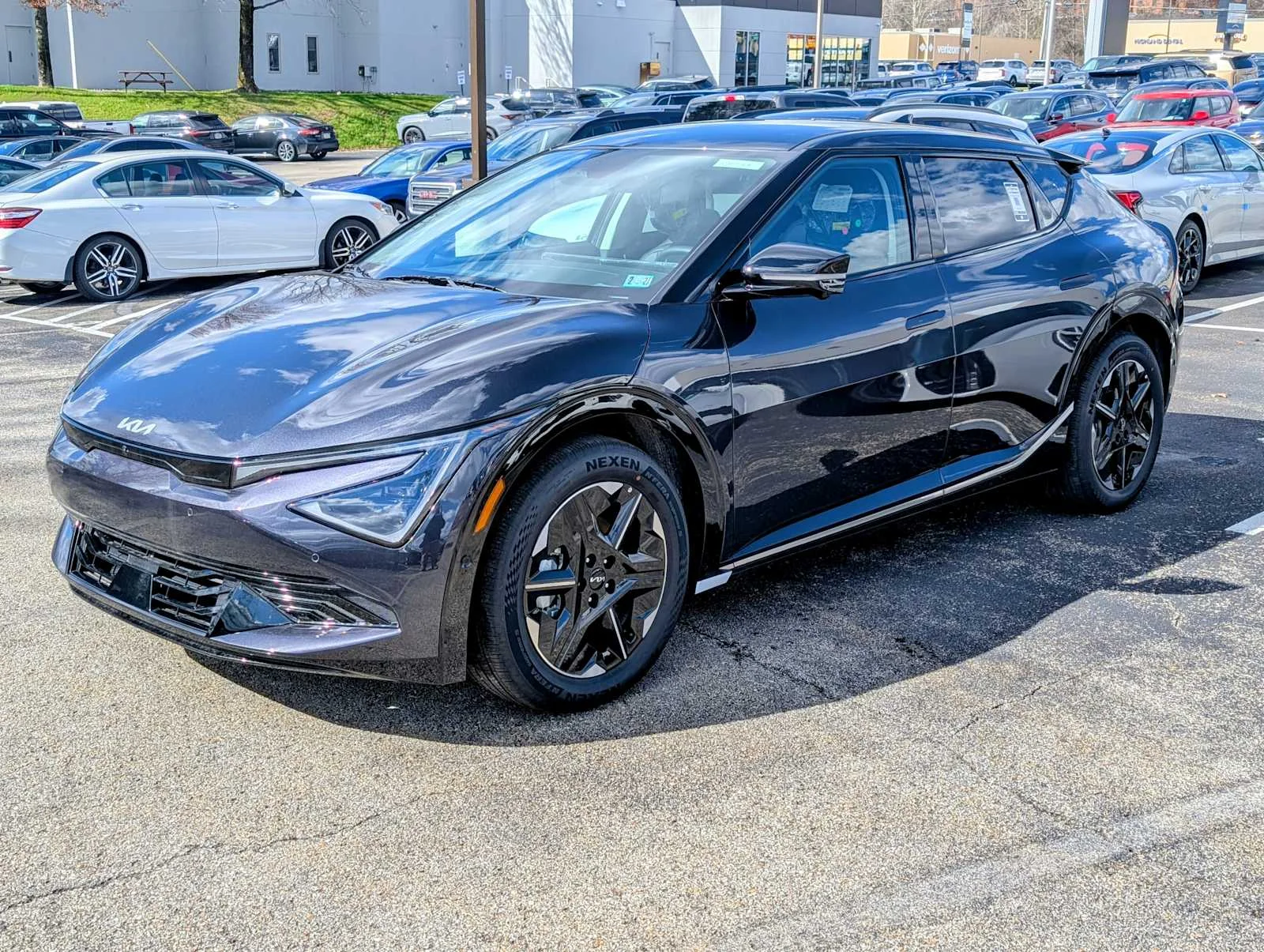 2025 Kia EV6 Wind AWD's photo