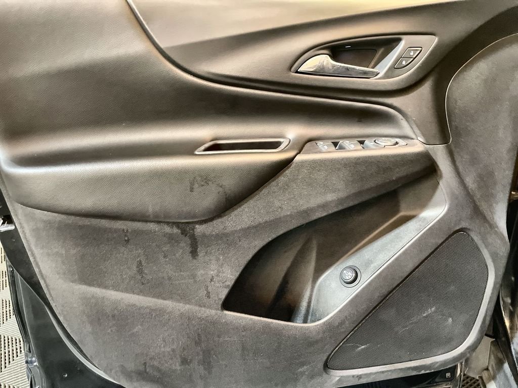 Used 2020 MOSAIC BLACK METALLIC Chevrolet LT image 57