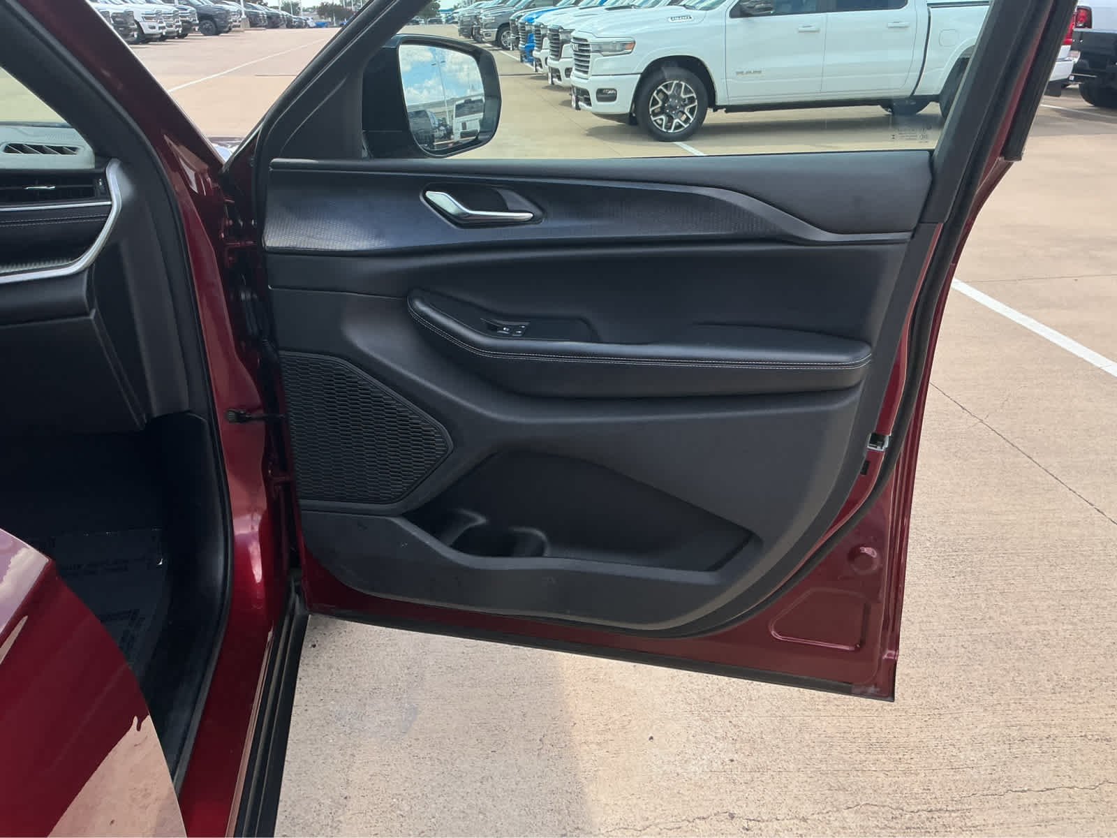 Used 2024 Velvet Red Pearlcoat Jeep Altitude image 19