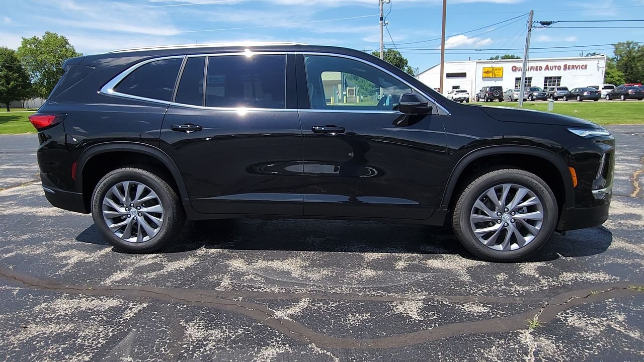 New 2026 Black Buick Preferred image 9