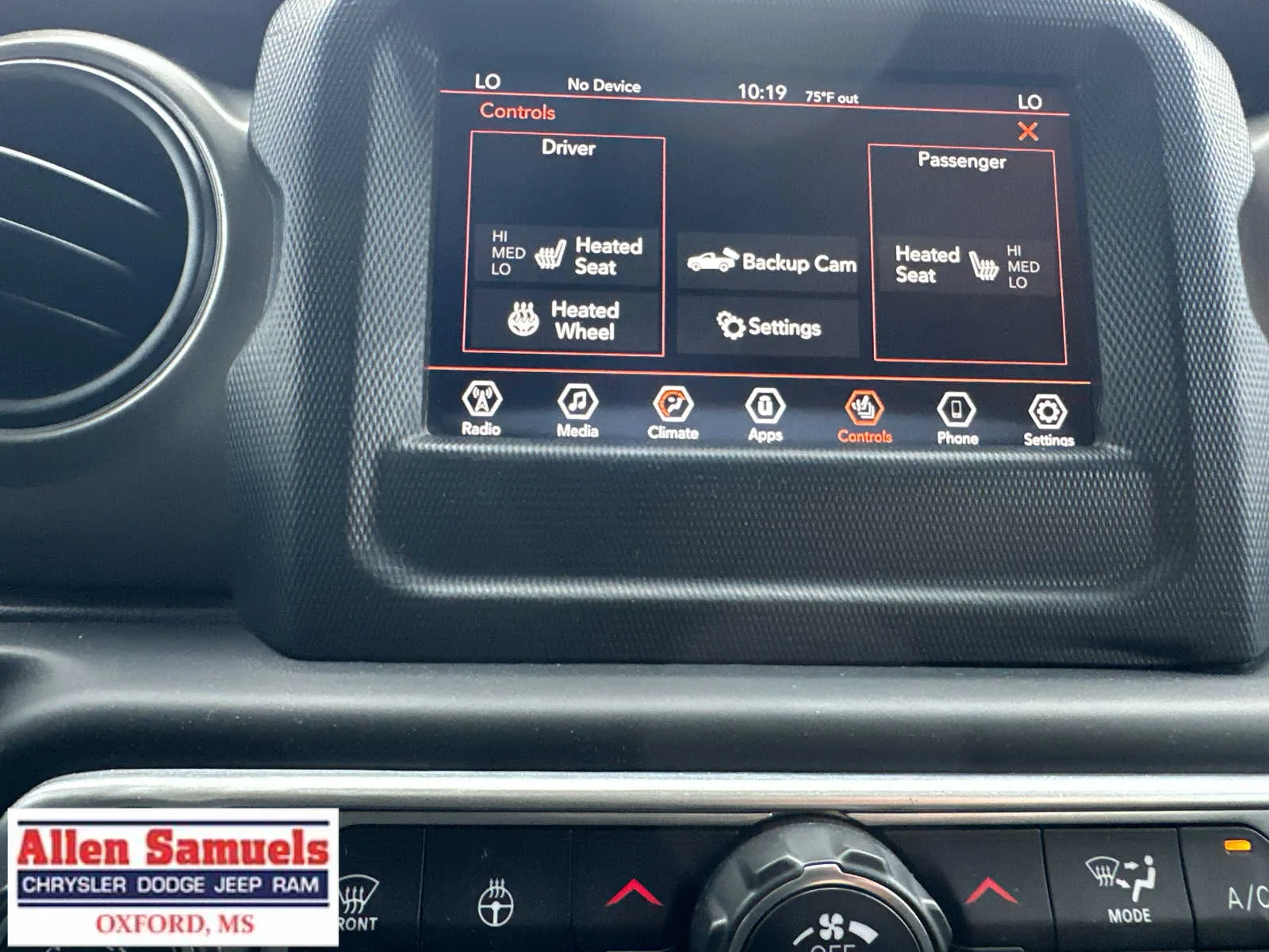 Used 2021 Hydro Blue Pearlcoat Jeep Sport S image 30