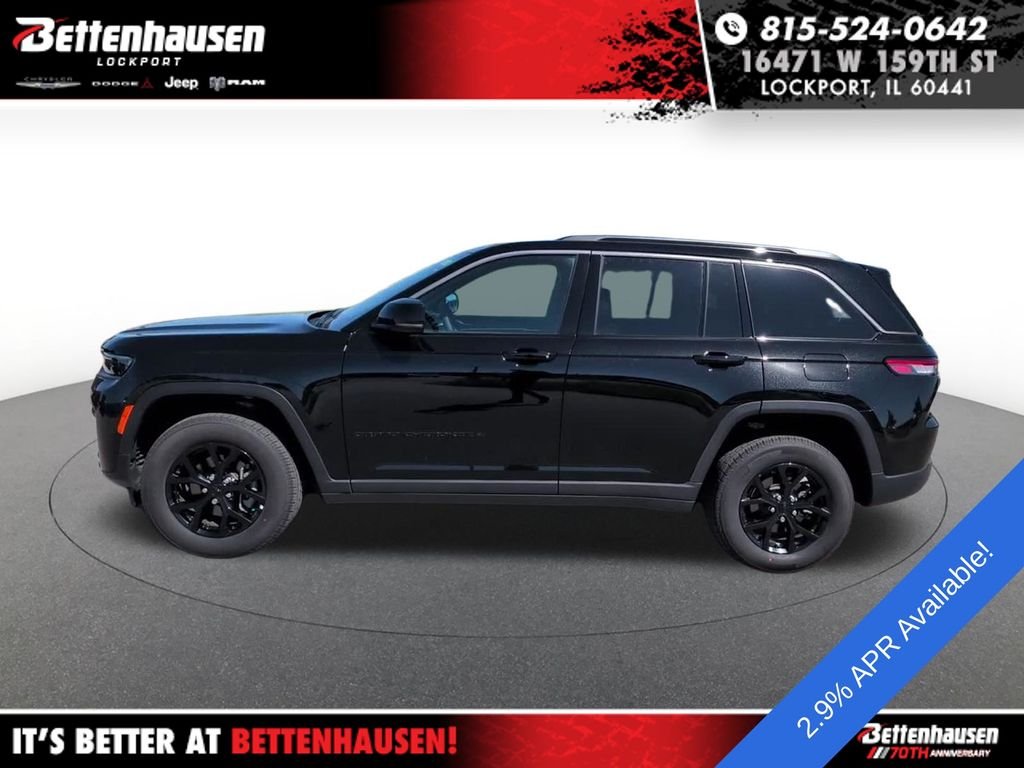 2026 Jeep Grand Cherokee Laredo - Photo 11