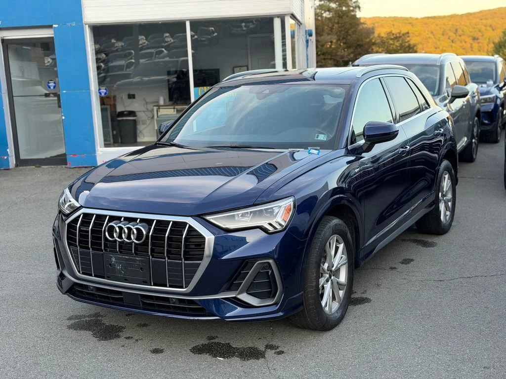 2022 Audi Q3