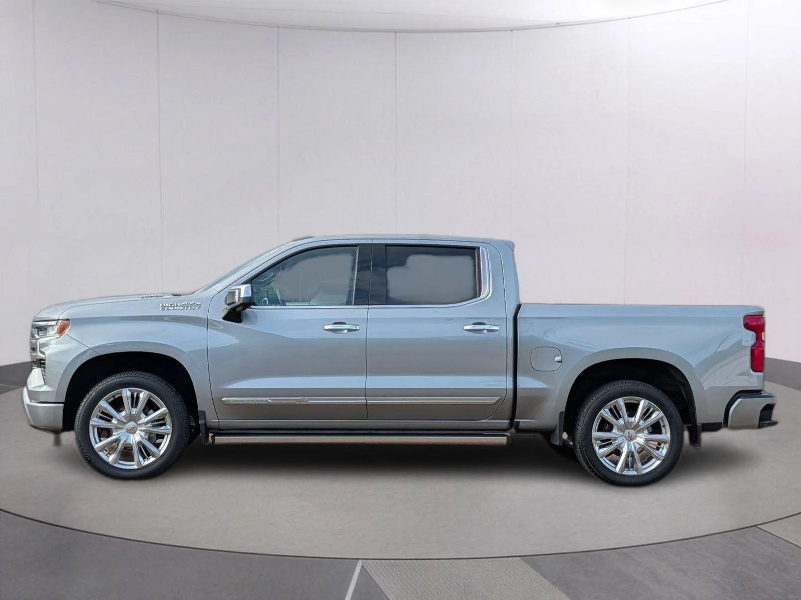 Used 2025 Sterling Gray Metallic Chevrolet High Country image 2
