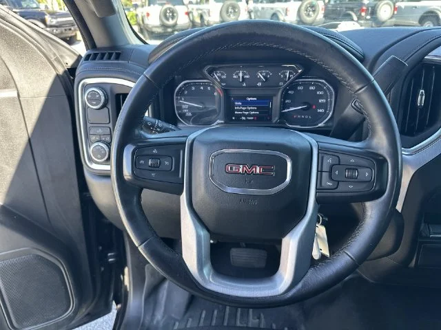 Used 2019 Black GMC SLE image 15