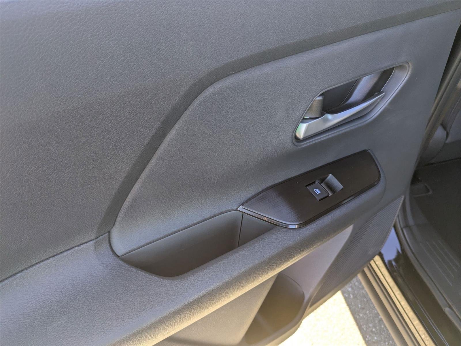 2026 Nissan KICKS SV - Photo 27