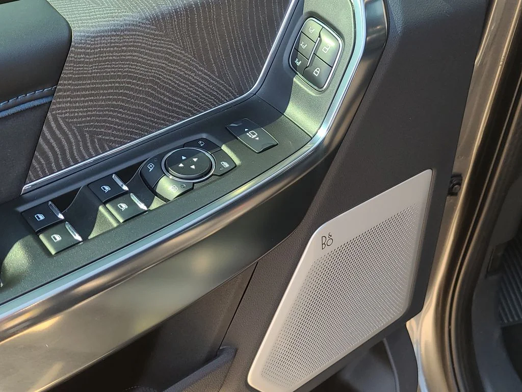 Used 2025 Gray Ford Platinum image 21