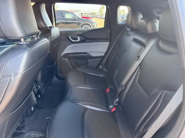 Used 2023 Gray Jeep Latitude Lux image 24