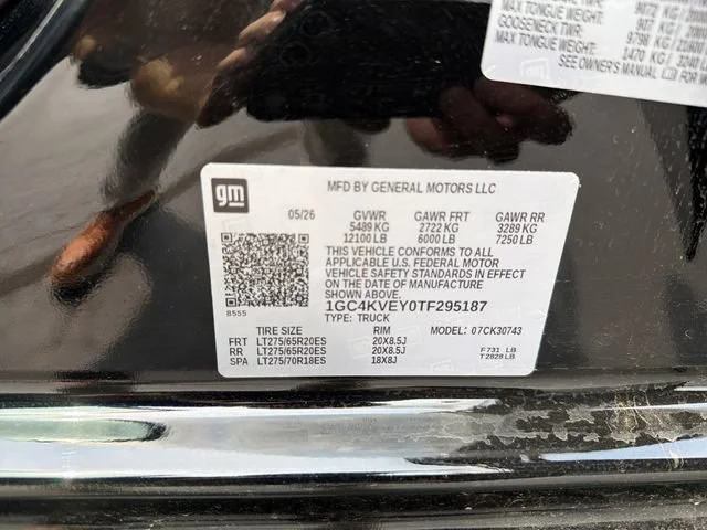 New 2026 Black Chevrolet High Country image 32