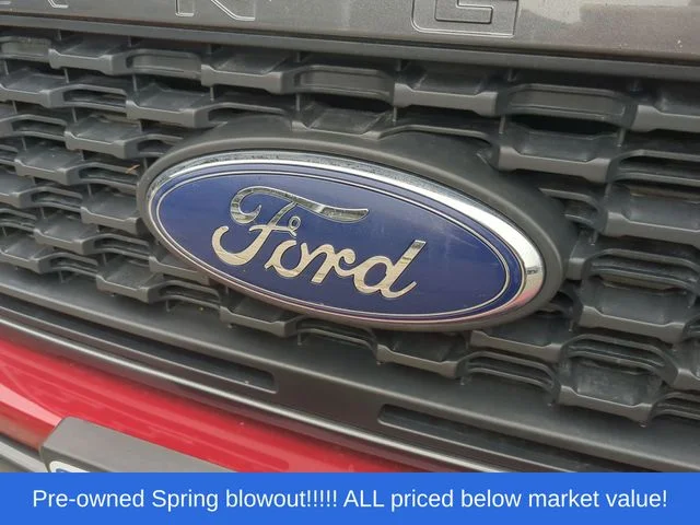 Used 2020 Red Ford XLT image 10