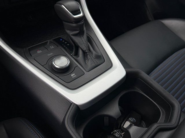 Used 2021 White Toyota XSE image 35