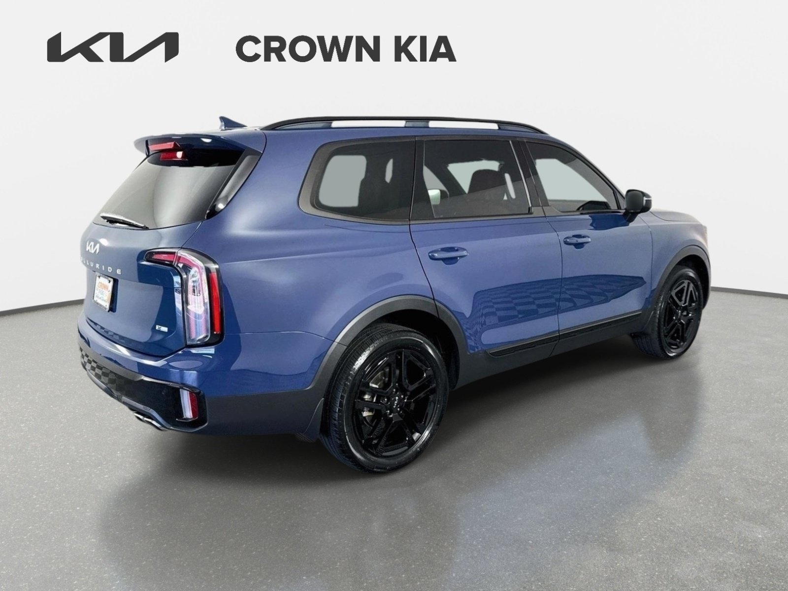 Used 2024 Midnight Lake Blue Kia EX X-Line image 5