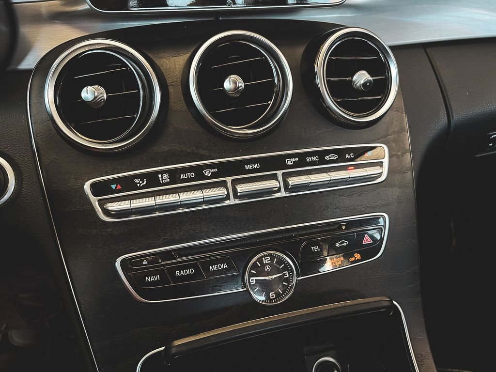 Used 2018 White Mercedes-Benz C 300 image 20