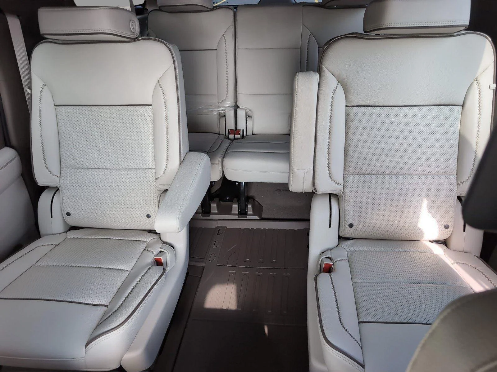 New 2026 Glacier White Tricoat GMC Denali image 34