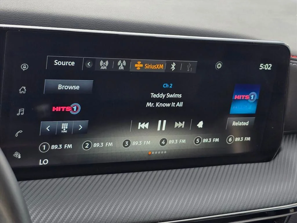 Used 2025 Blue Nissan SR image 4