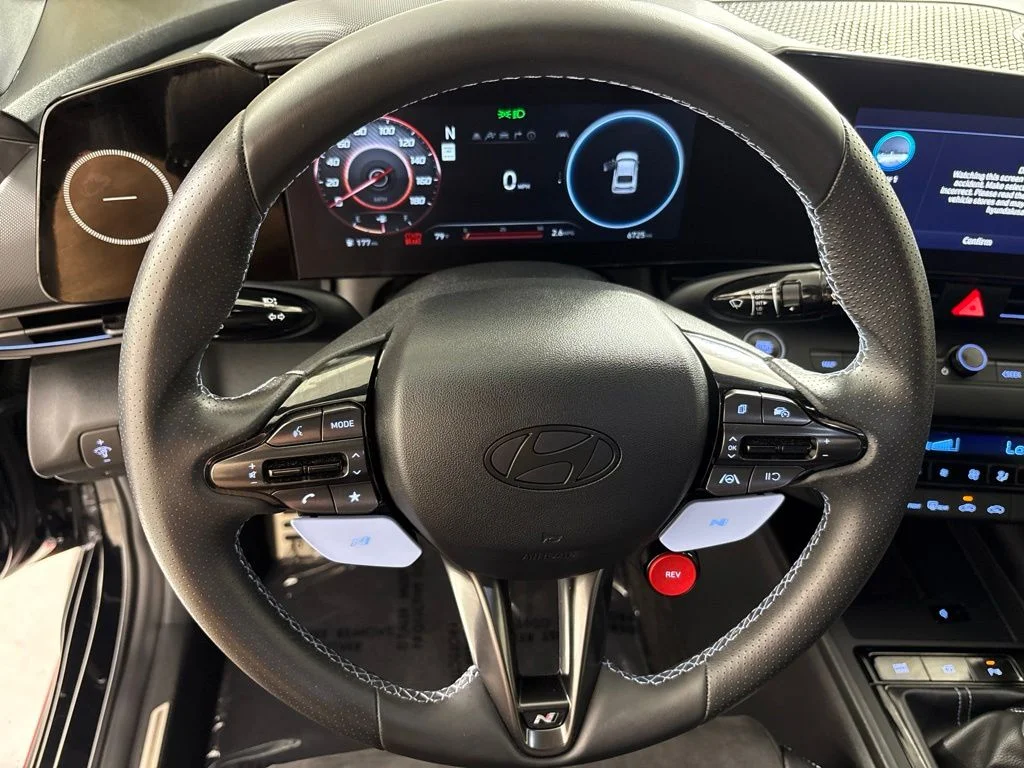 Used 2025 Black Hyundai Base image 30