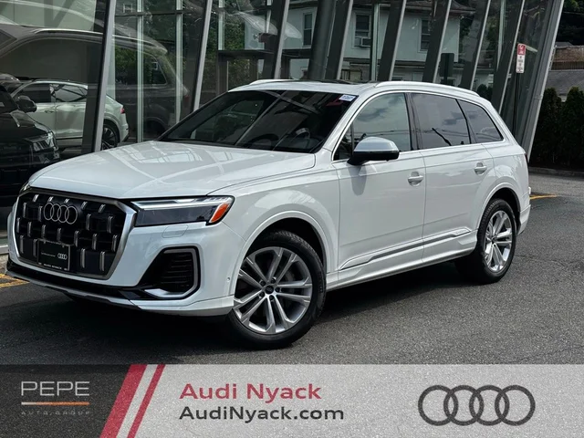 2025 Audi Q7 55 Premium Plus