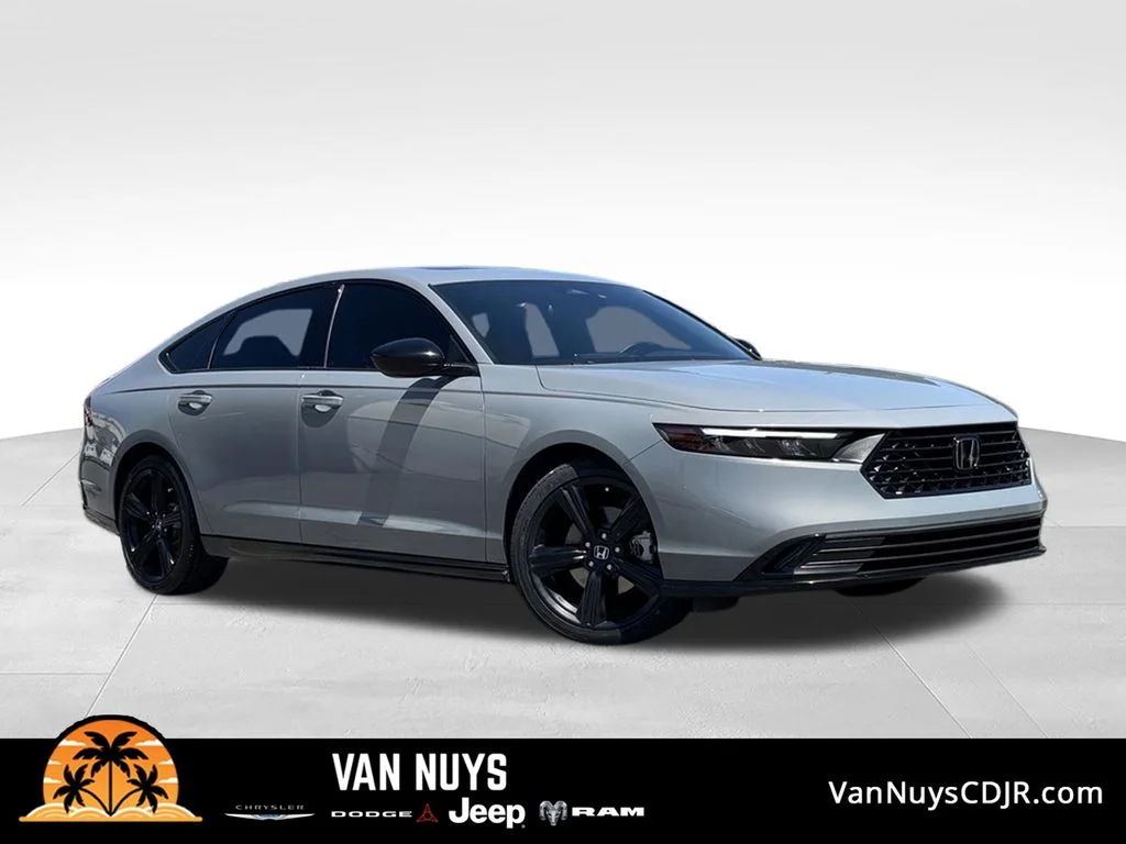 Used 2025 Gray Honda Sport-L image 1